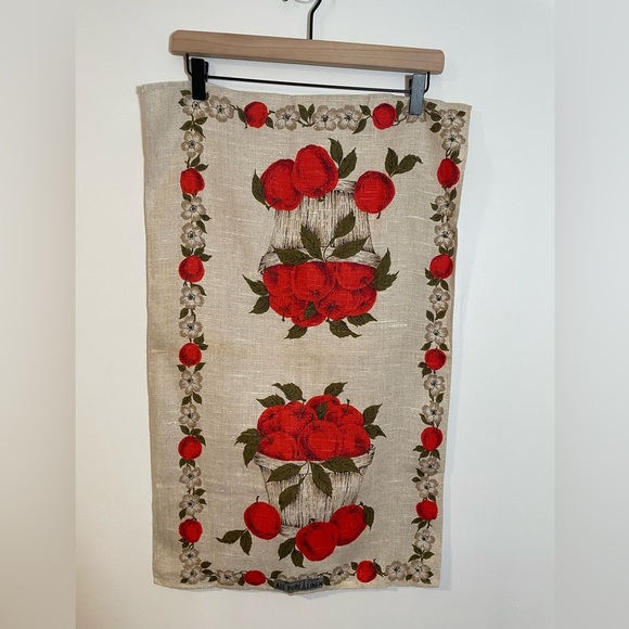 Vintage Parisian Prints Tea Towel, All Pure Linen Apple Baskets Orchard With Tag - Picture 1 of 7